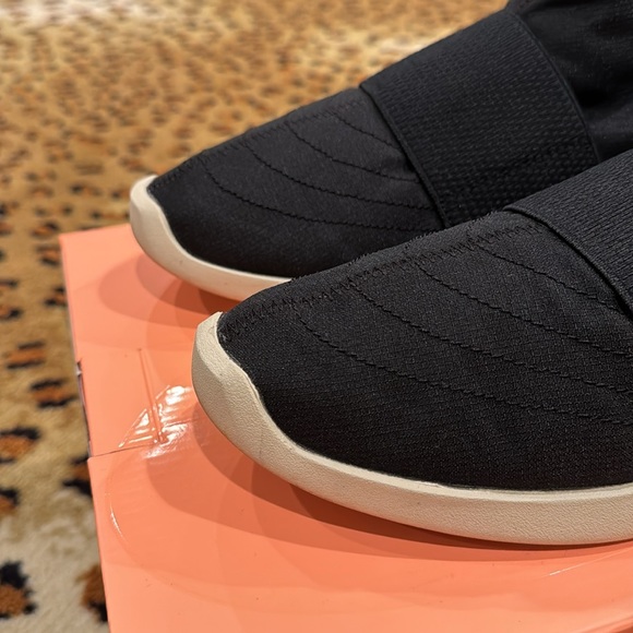 Nike Air / Fear of God Moc - Picture 10 of 10